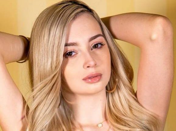 Aiden Ashley Lexi Lore