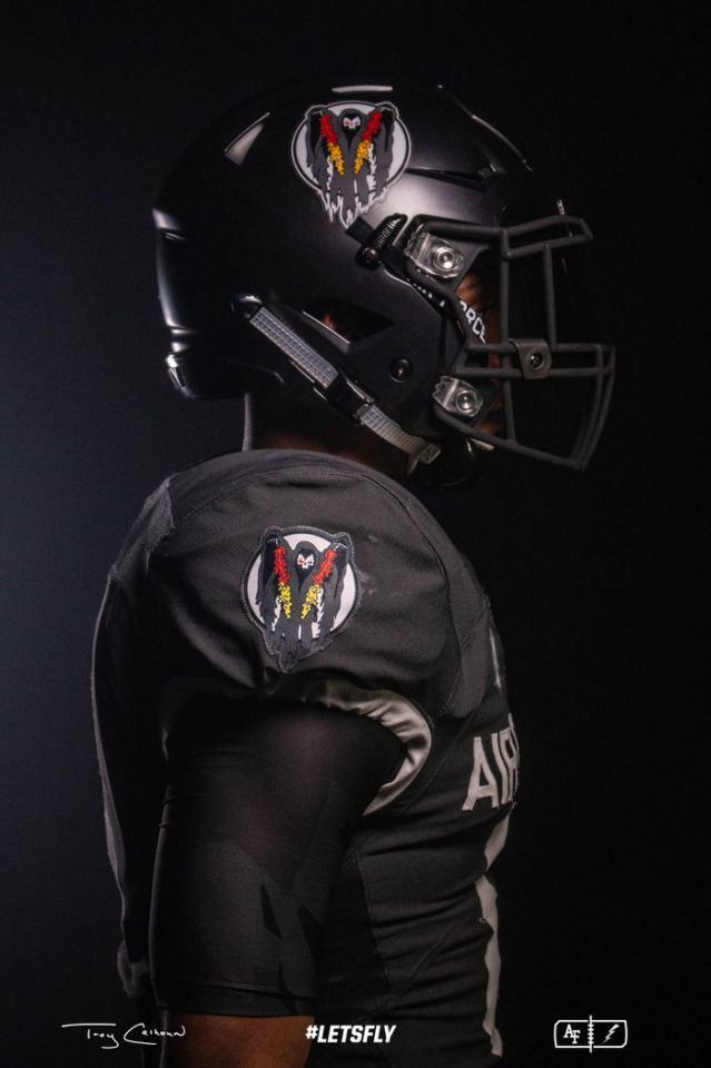 5 Air Force Uniforms