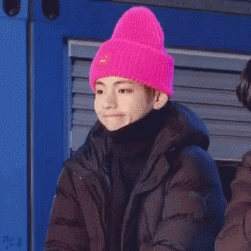 Alexis Tae Gif