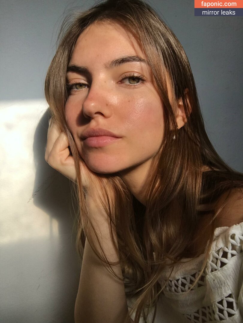 Anna Miro Nude