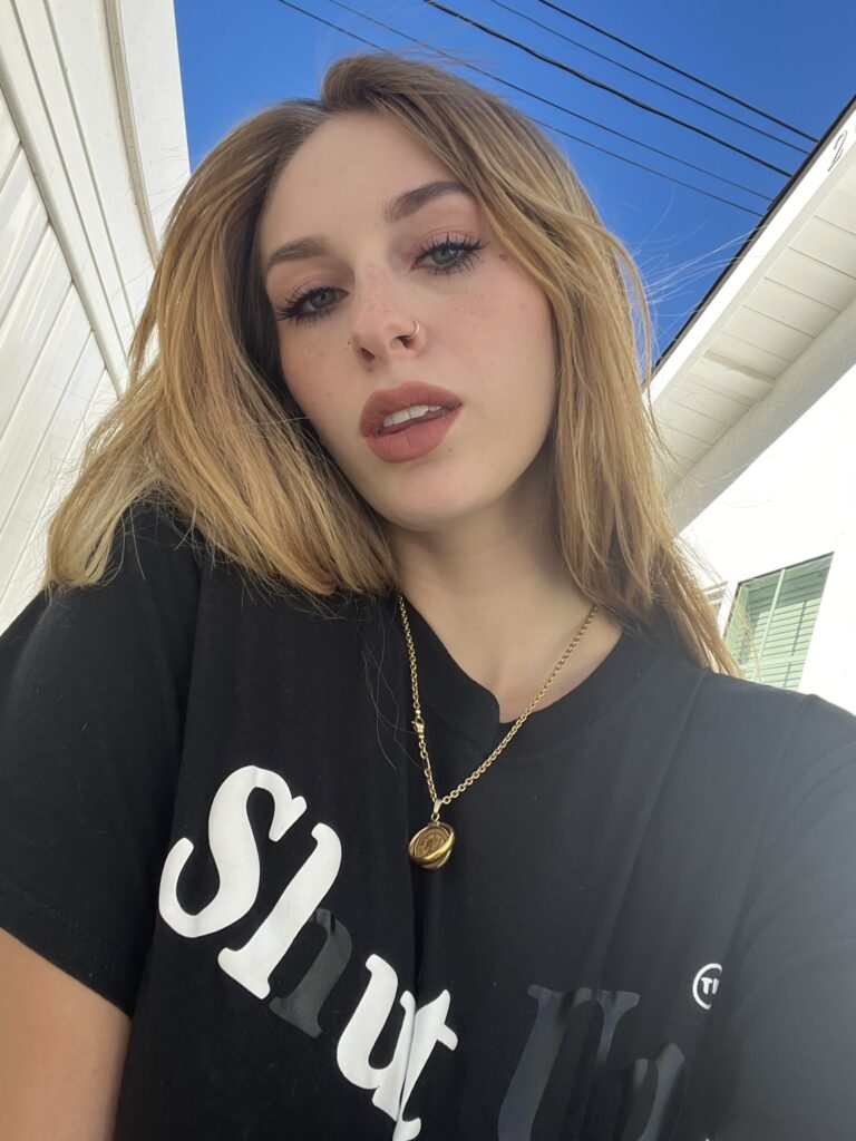 Discover Angel Youngs Bio Wiki 2024 Career Achievements Discover Angel Youngs Bio Wiki 2024 Career Achievements