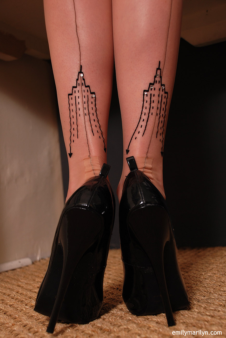 Emily Marilyn Feet