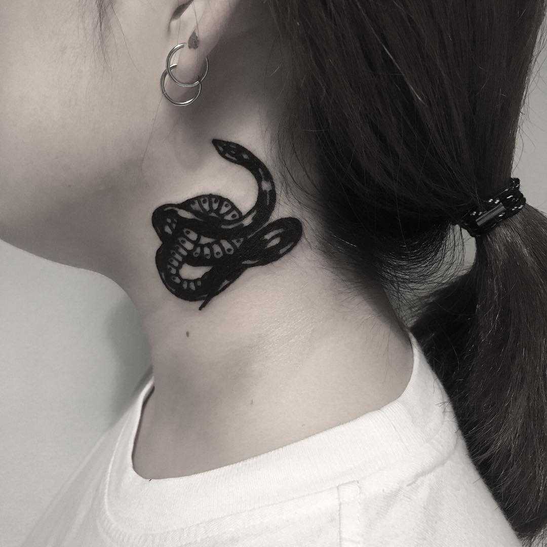 Snake Neck Tattoo Designs