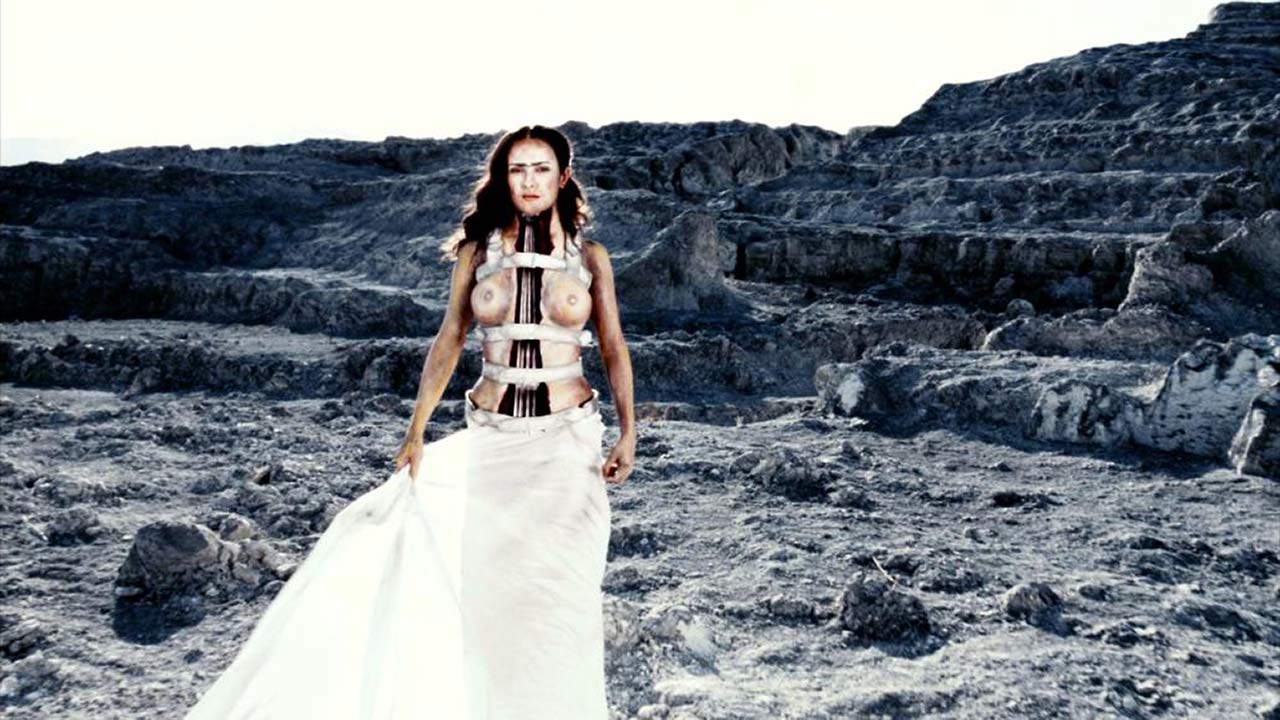 What's Salma Hayek's Frida Nude Scene Like? Expert Review