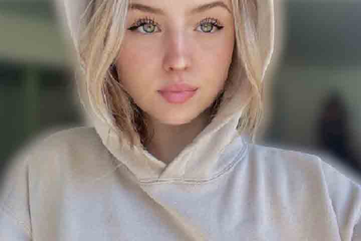 When Is Niki Kozielec Nude? Private Pics Revealed